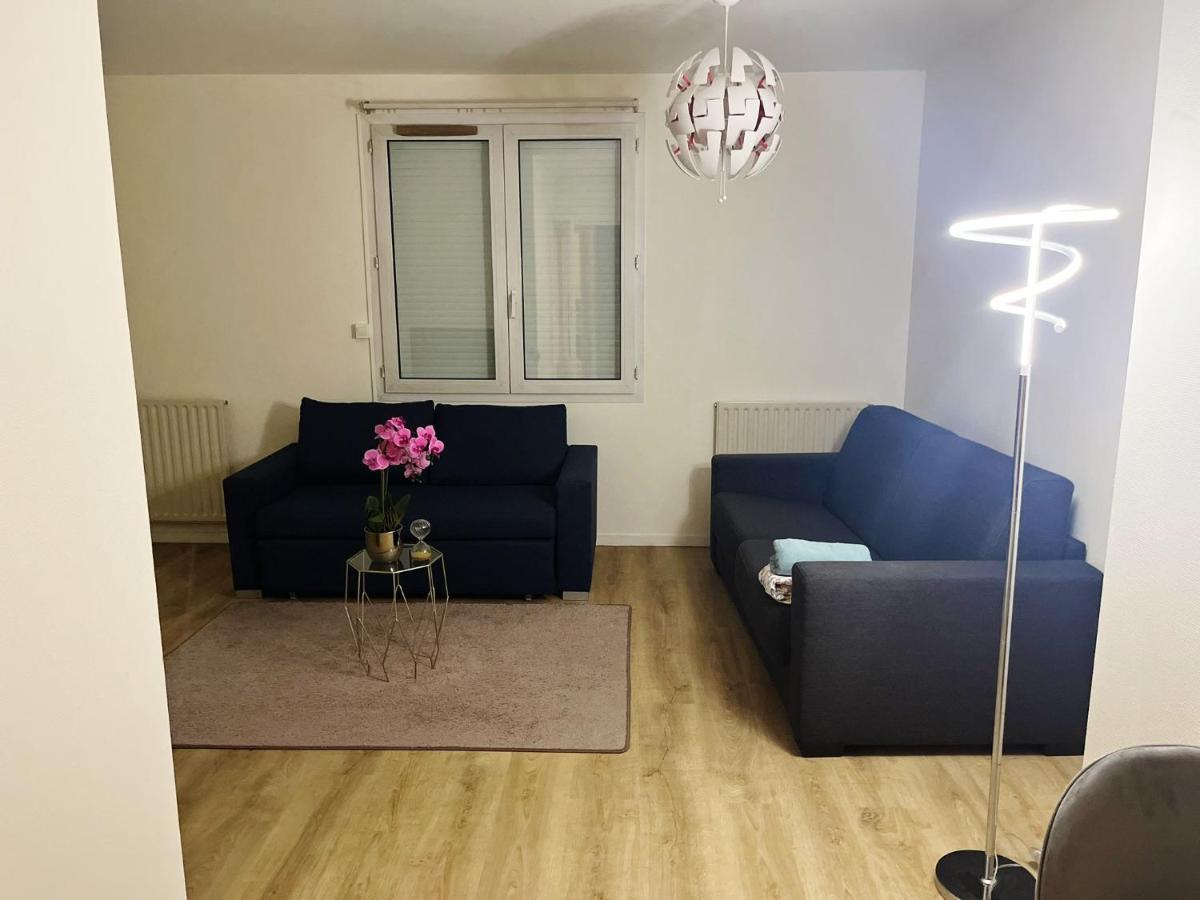 Logement Entier Chambre+Salon + Jardin & Terrasse Лез-Юлис Экстерьер фото